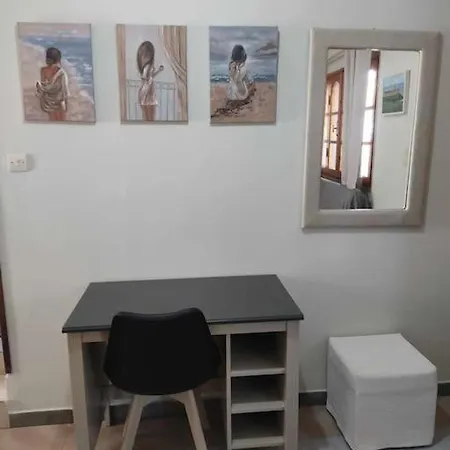 Thea 1 * بلاتامونيس