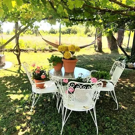 Thea 1 Apartment